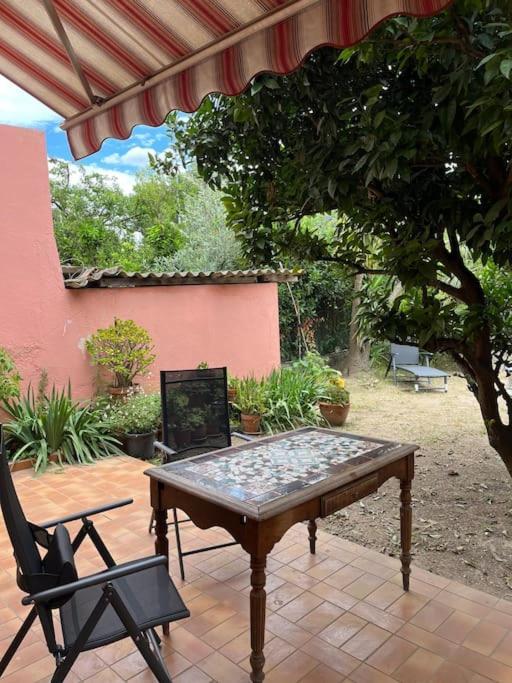 Maison De Village Vintage Avec Grand Jardin Elne Exteriör bild